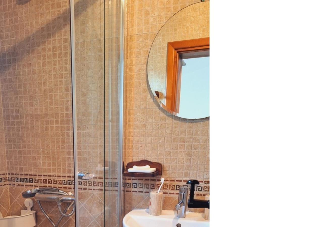 Guesthouse Mare Бар Екстер'єр фото